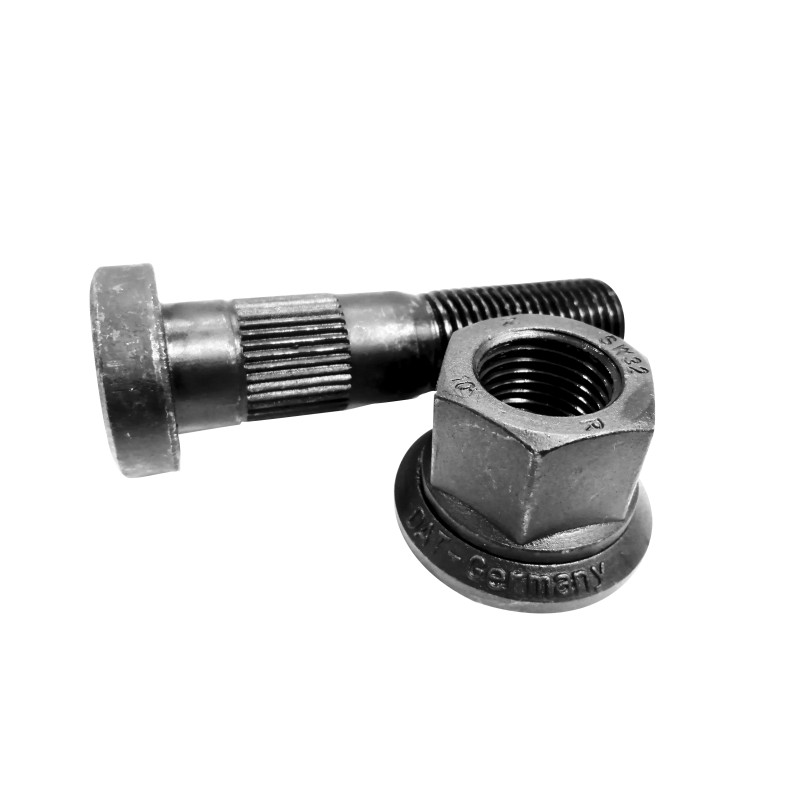 Wheel Bolt With Nut